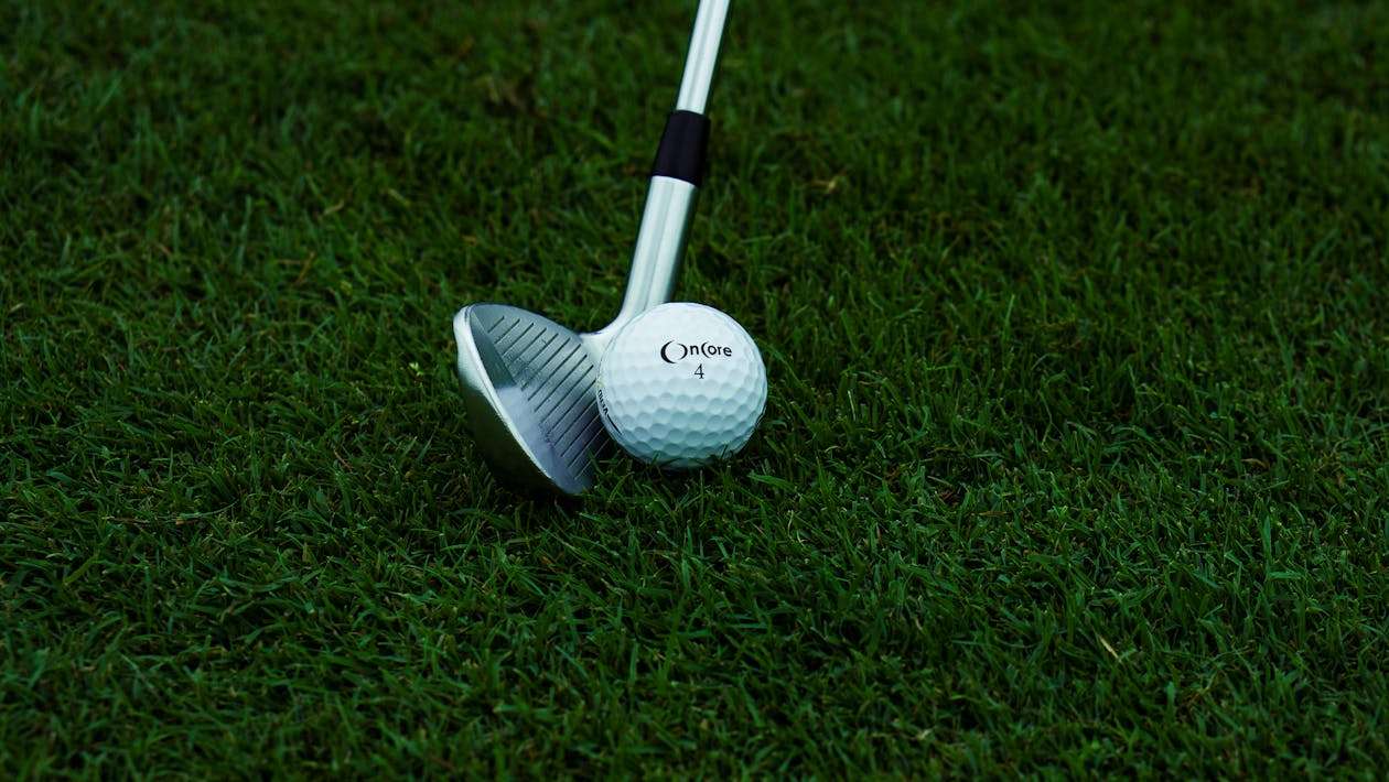 Golf Coaching Methods Modern vs Traditional